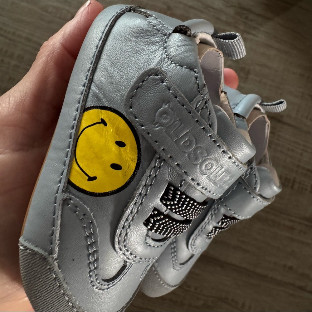 Old Soles Gray baby soft 3-6 months Smiley Design